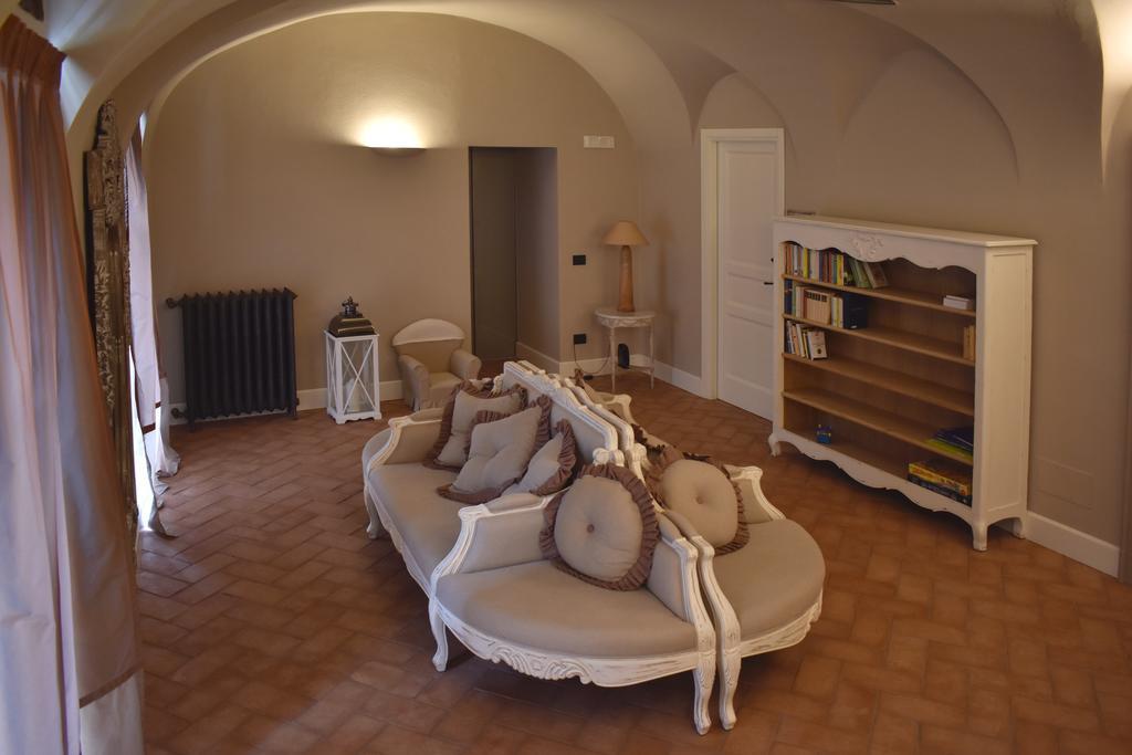 Villa Sibilla Bubbio エクステリア 写真