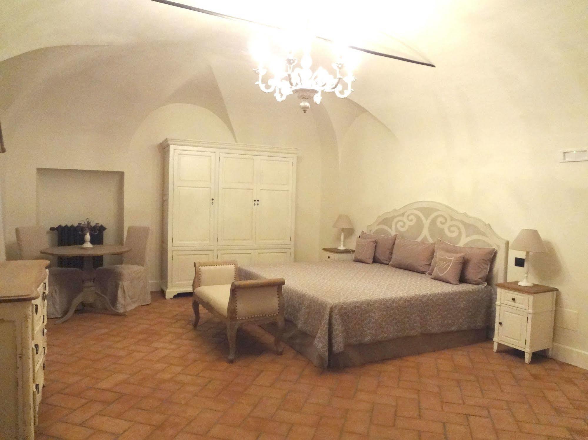 Villa Sibilla Bubbio エクステリア 写真