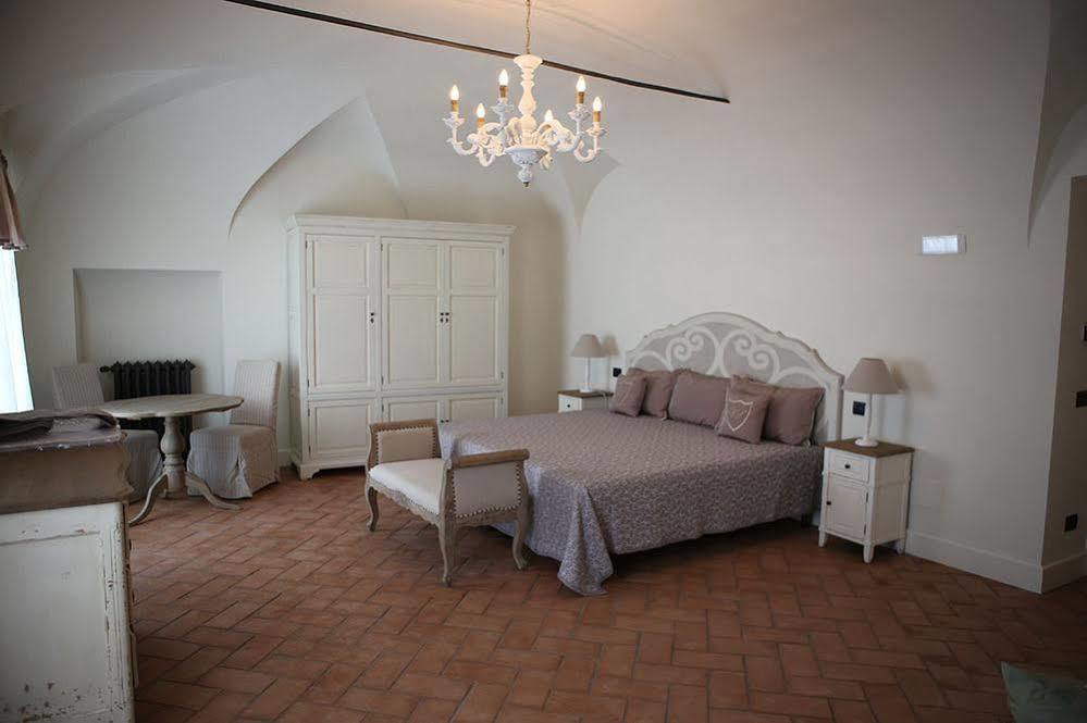 Villa Sibilla Bubbio エクステリア 写真